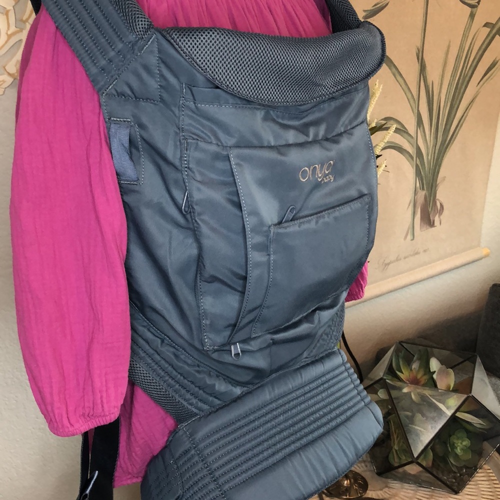 Onya Baby Nexstep Carrier